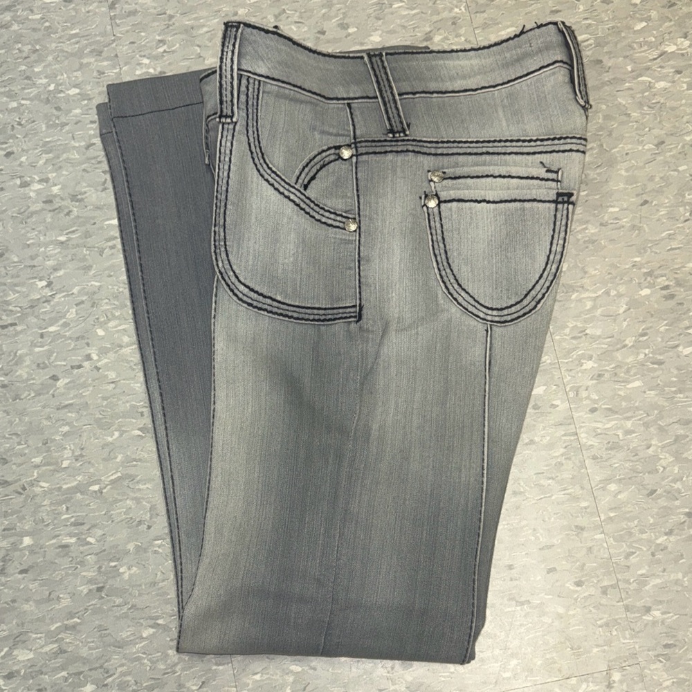Vintage Cache Contour Collection Gray Denim Jeans with Black Stitching